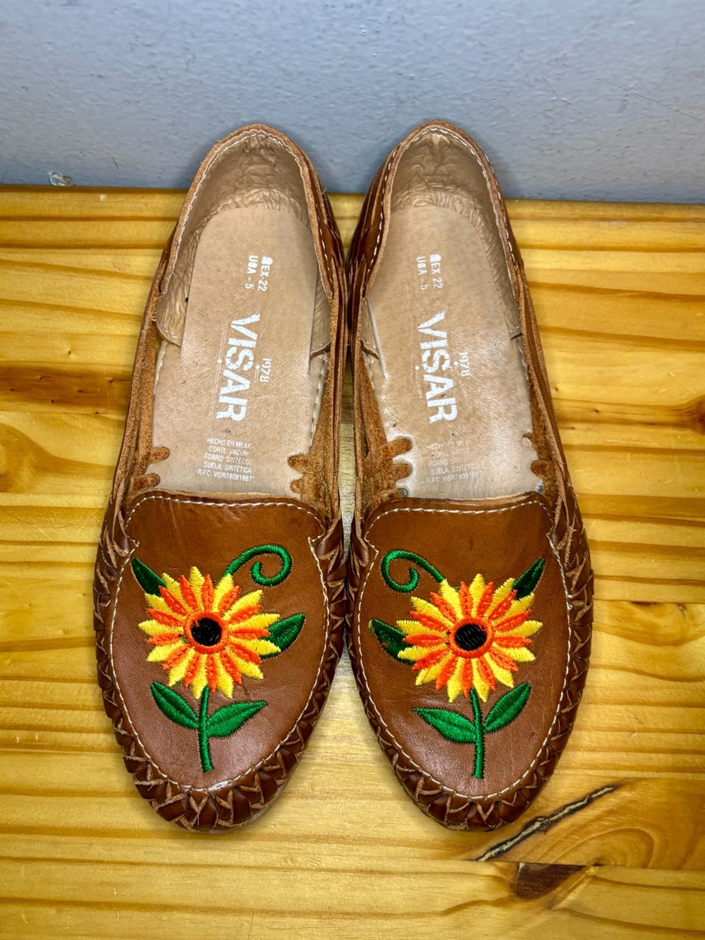Visar Leather Slip-On Loafers
